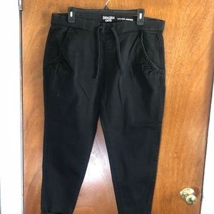 Levi Denizen black jogger size XL drawstring